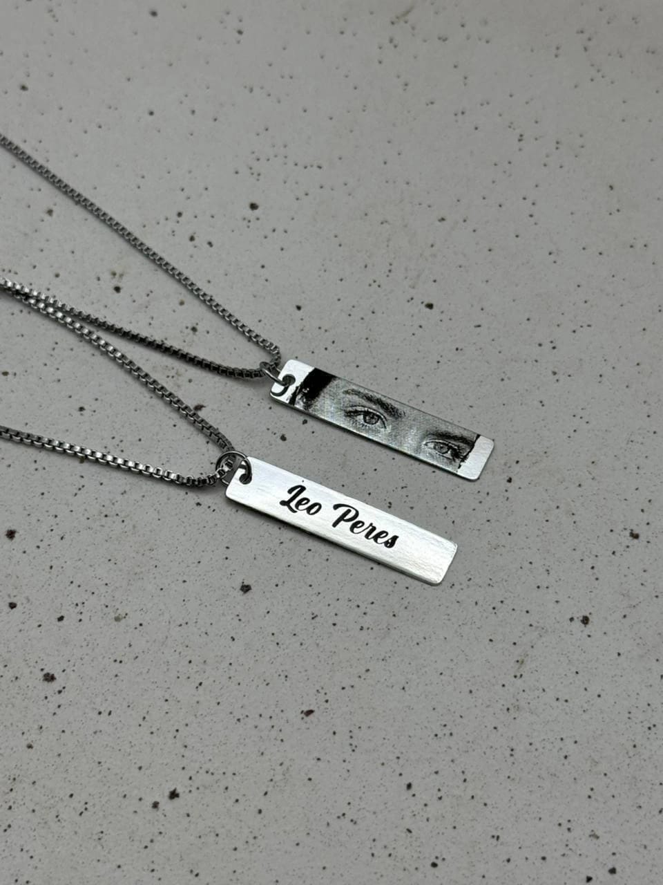 COLLARES GRABADOS